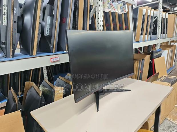 Aoc Cq32g2e 32" Inches Curved Gaming Monitor 2560x1440 At 144hz 1ms photo 3