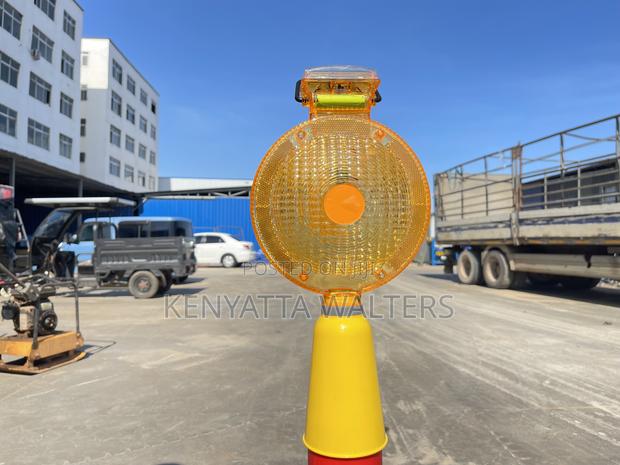Solar Traffic Road Barricade Warning Light Led Flash Warning Light