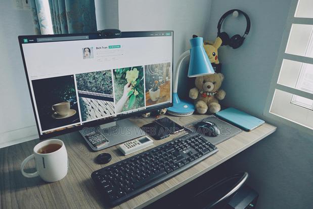 Launch Bold Websites Apps With Gracious Web Graphics · Photo 2