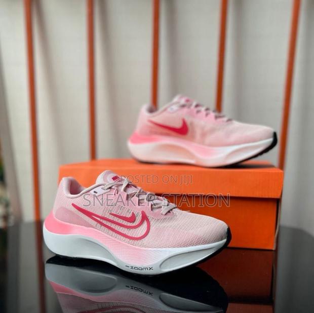 Nike Zoom Fly 5 Pink Oxford · Photo 3