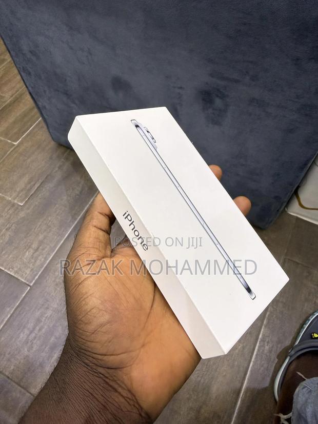 New Apple iPhone Air 256 GB Blue