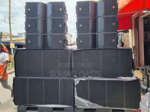 Professional Line Array Sound System.