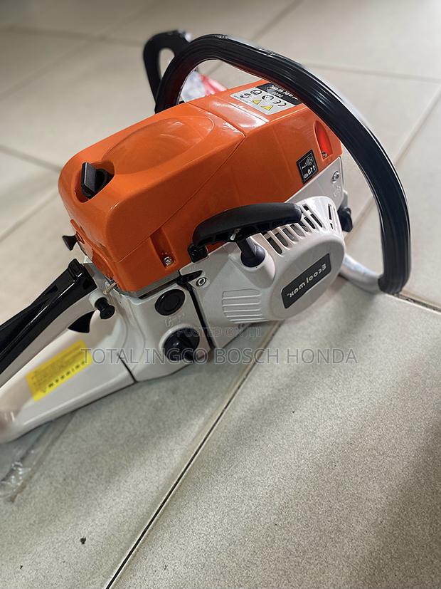 18 Inches Chainsaw Come With All Accessories · Photo 4