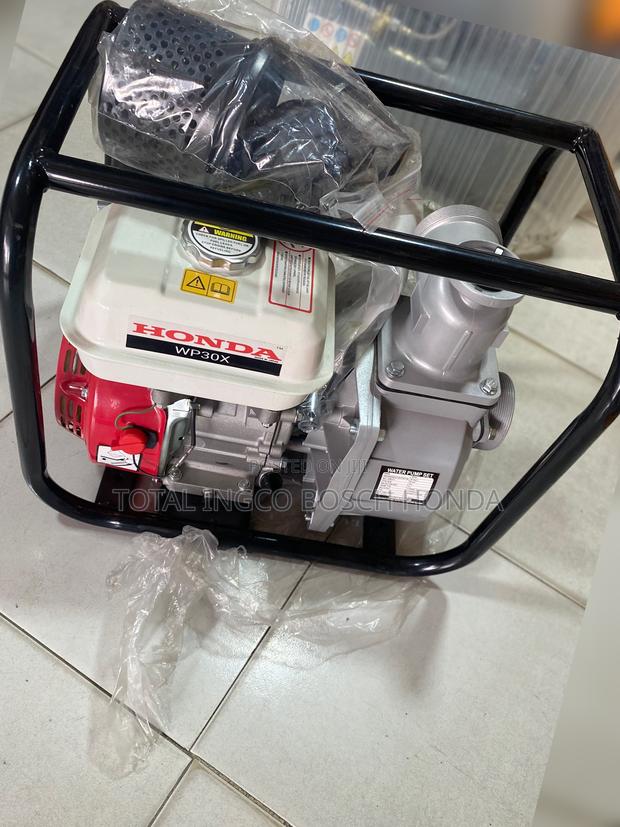 Water Pump Honda Petrol Witn Inlet 3” 5yards And Accessories · Photo 3