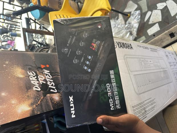 Nux Mg-300 Modeling Guitar Processor