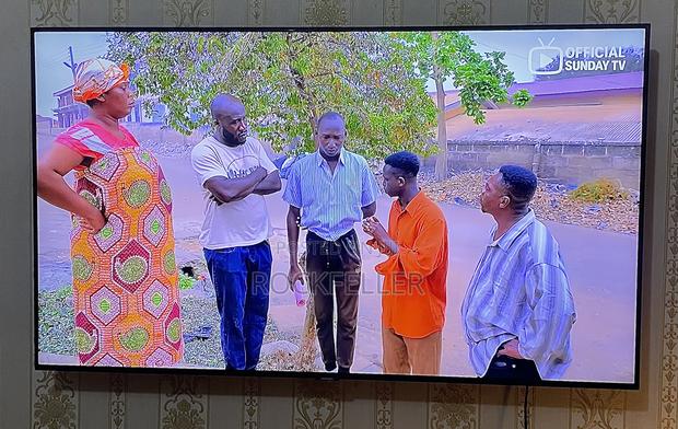 Uk Used Samsung Crystal Uhd HDR 50 Inches Smart Digital photo 2