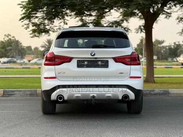 BMW X3 2019 White photo 3