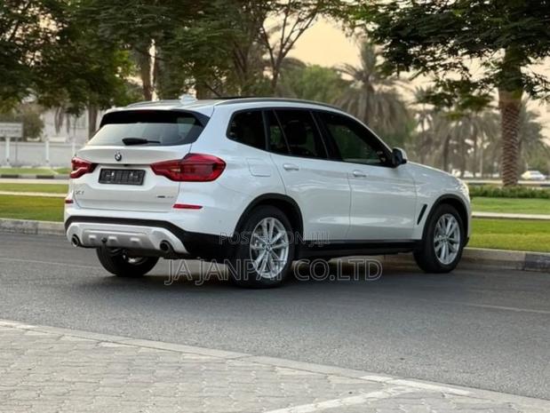 BMW X3 2019 White photo 7