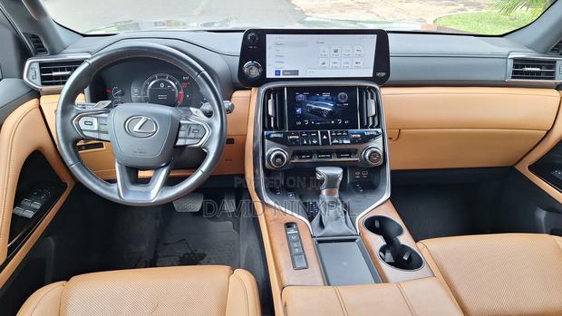 Lexus LX LX 600 2023 Gray