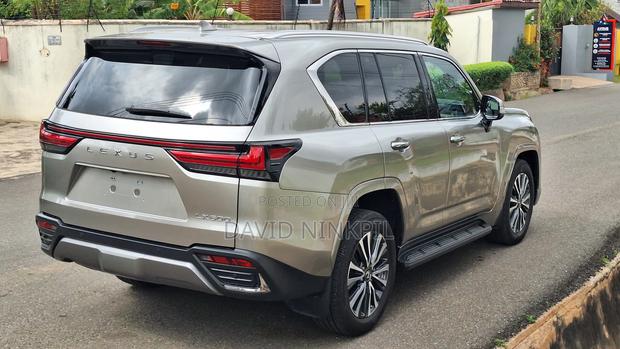 Lexus LX LX 600 2023 Gray