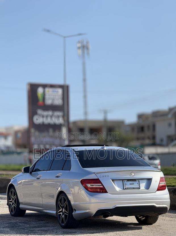 Mercedes-Benz C250 2014 Silver