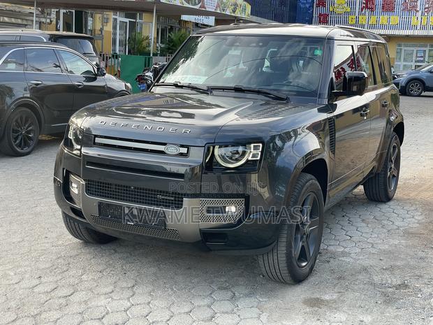 Land Rover Defender 2024 Black