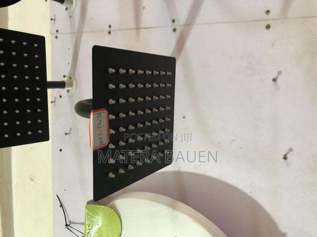 Shower Head · Photo 4