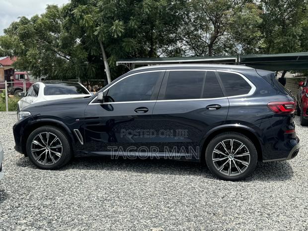 BMW X5 M50i 2021 Black