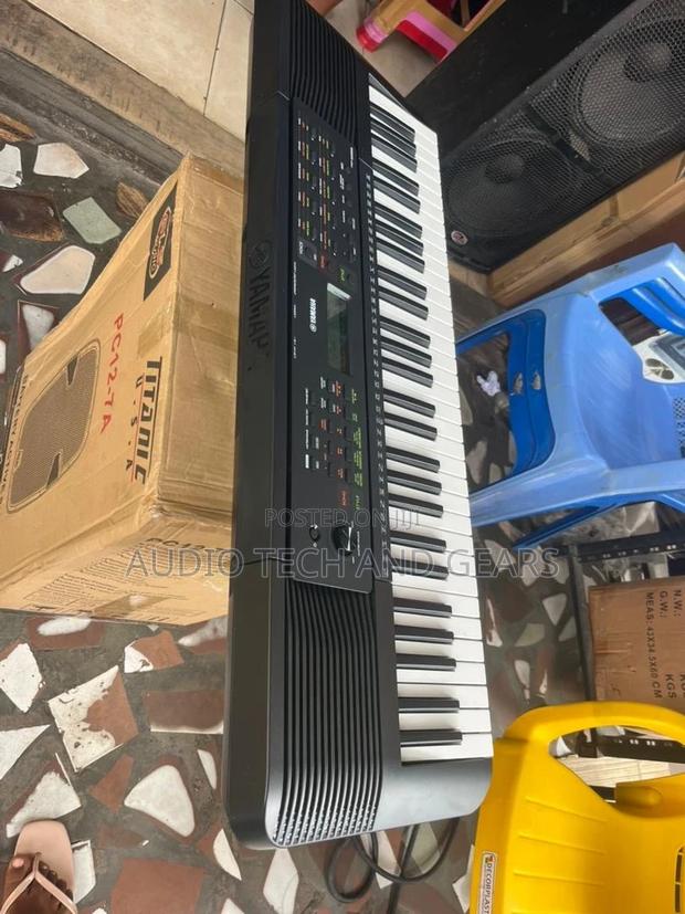Yamaha PSR E-283 · Photo 4