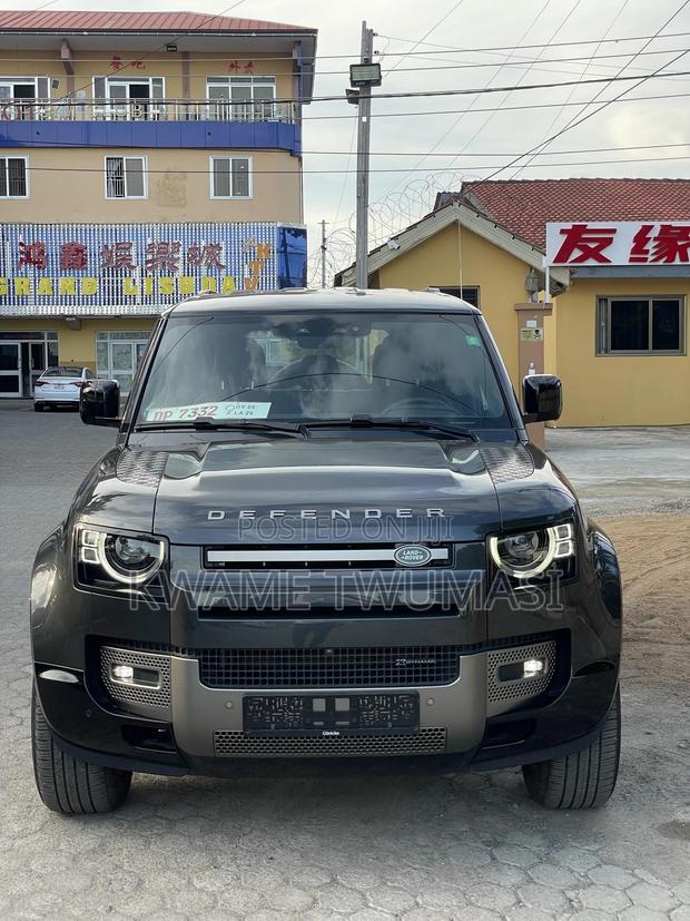 Land Rover Defender 2024 Black