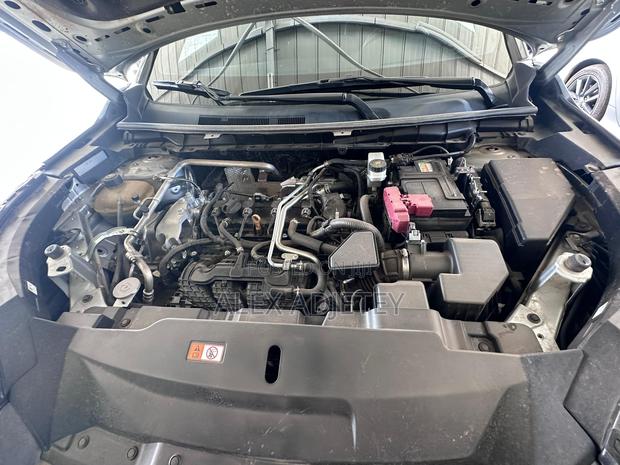 Mitsubishi Outlander SEL 2023 Silver photo 2