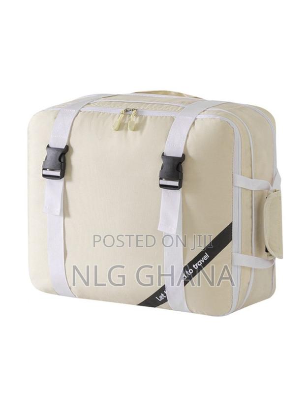 Expandable Compression Pouch for Travel Clothes. Tvx28323 · Photo 1