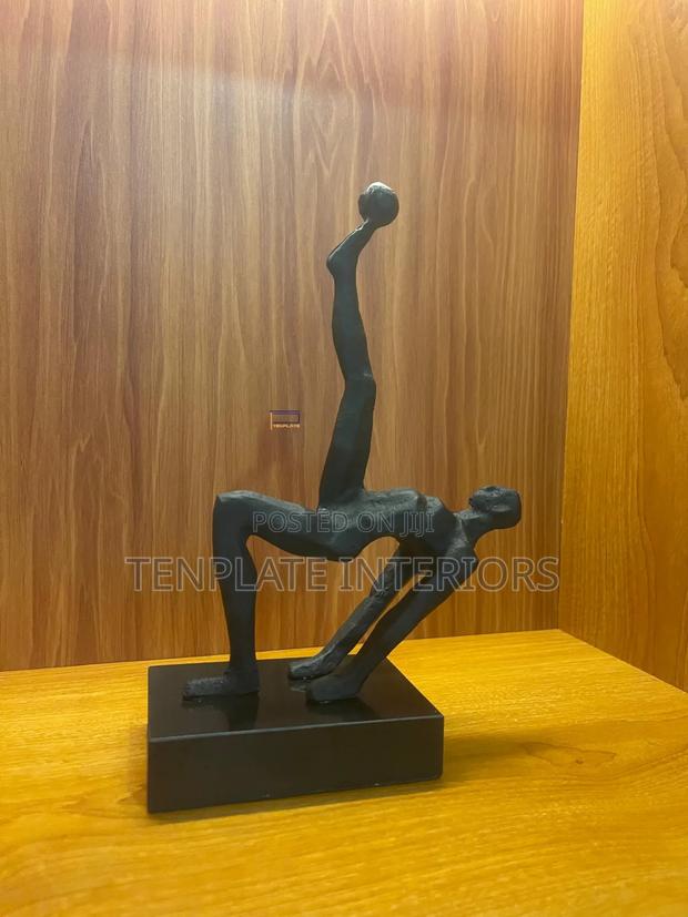 Acrobat Stance Sculpture (Marble & Metalk) photo 2