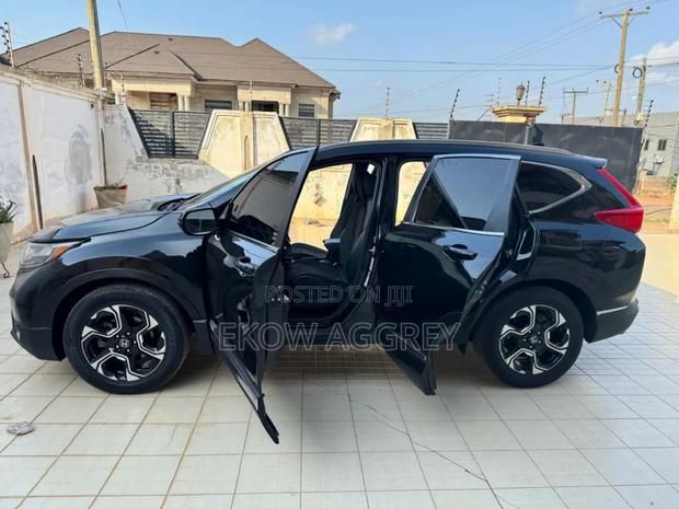 Honda CR-V Touring 4dr SUV (1.5L 4cyl CVT) 2017 Black