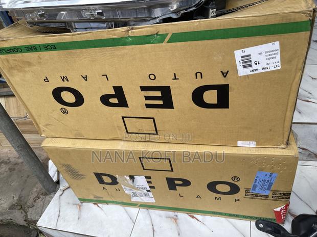 Honda CRV 2015-2016 Headlights Depo ( Original)