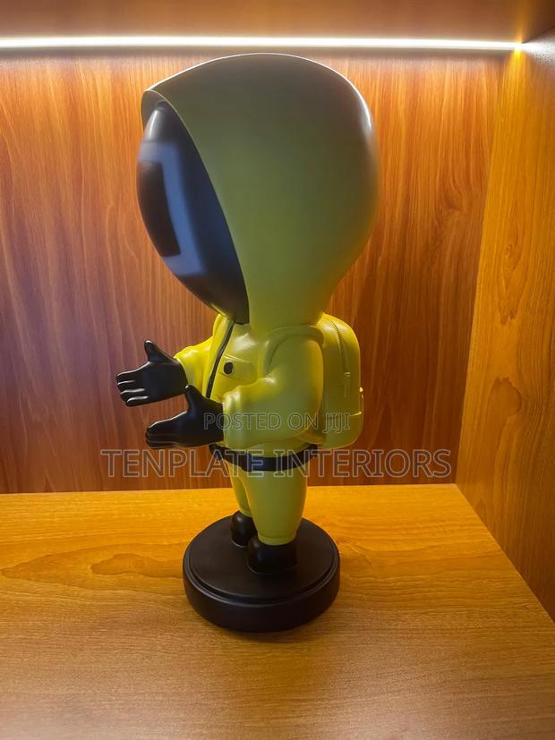 Squid Game Sculpture (Yellow) photo 2