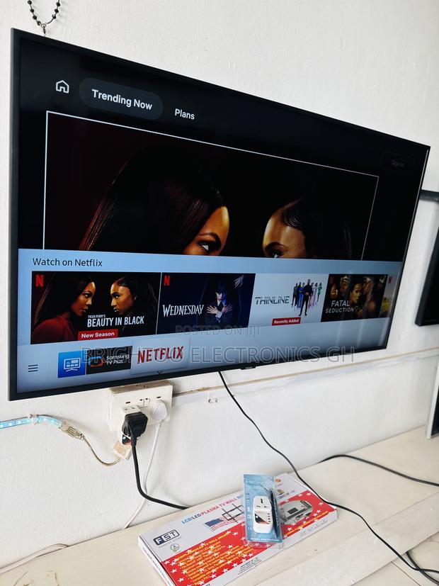 49inches Full Digital Satellite Ultra Hd Led Smart Samsung Tv photo 4