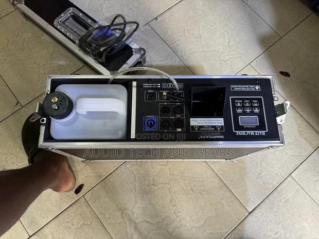 Haze Machine (600 Watts) · Photo 4