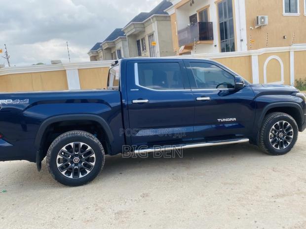 Toyota Tundra Limited Double Cab 6.5' Bed 2023 Blue