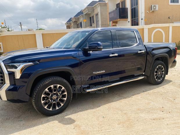 Toyota Tundra Limited Double Cab 6.5' Bed 2023 Blue