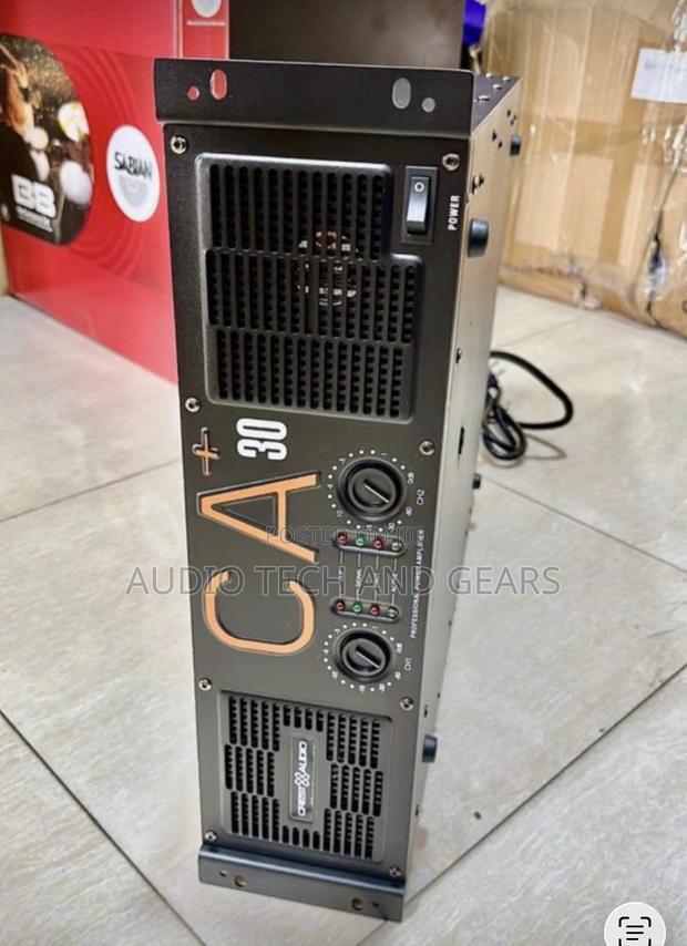 Crest Audio Ca 30+ Power Amplifier · Photo 3