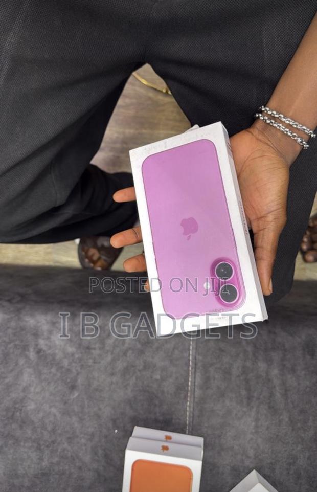 New Apple iPhone 16 128 GB Pink photo 2