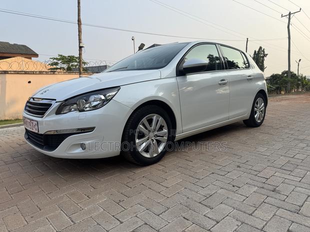 Peugeot 308 2014 White
