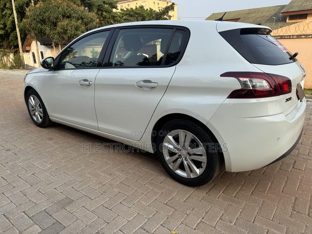 Peugeot 308 2014 White