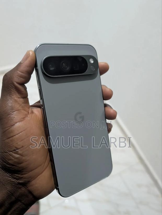Google Pixel 9 Pro XL 128 GB Gray · Photo 1