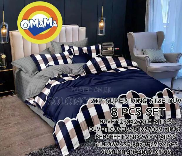 8 Pieces Duvet Set Available in Different Colours · Photo 4