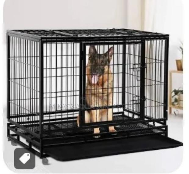 Dog and Cat Metal Cage With Wheels · Photo 3