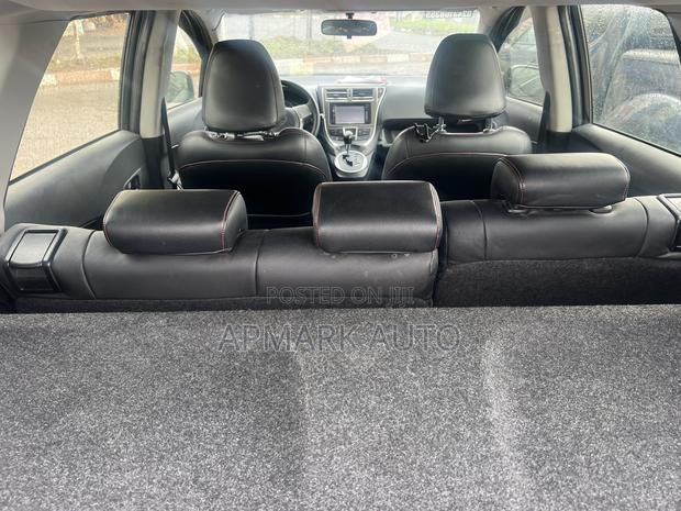 Toyota Ractis 1.5 AWD 2013 Black photo 5