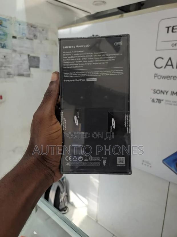 New Samsung Galaxy S10 Plus 128 GB Black · Photo 3