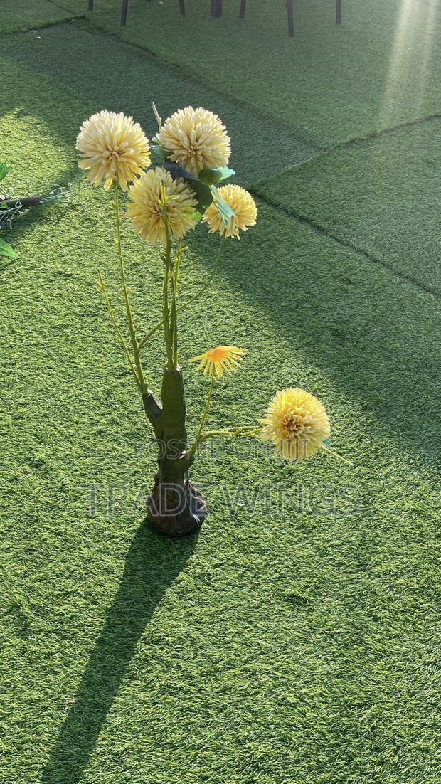 1 Used Green Artificial Plant for Sale photo 5