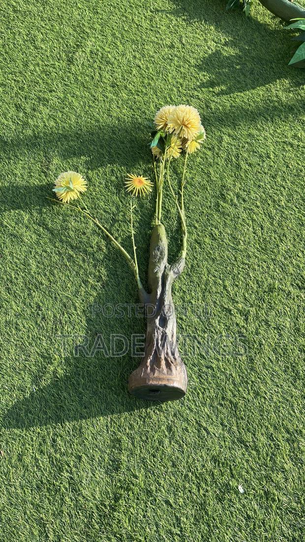 1 Used Green Artificial Plant for Sale photo 4