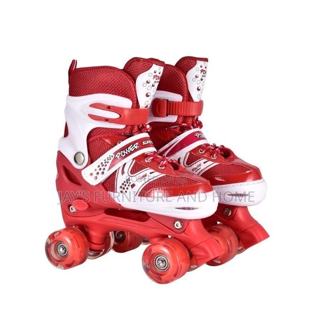 4 Wheels Roller Skates photo 2
