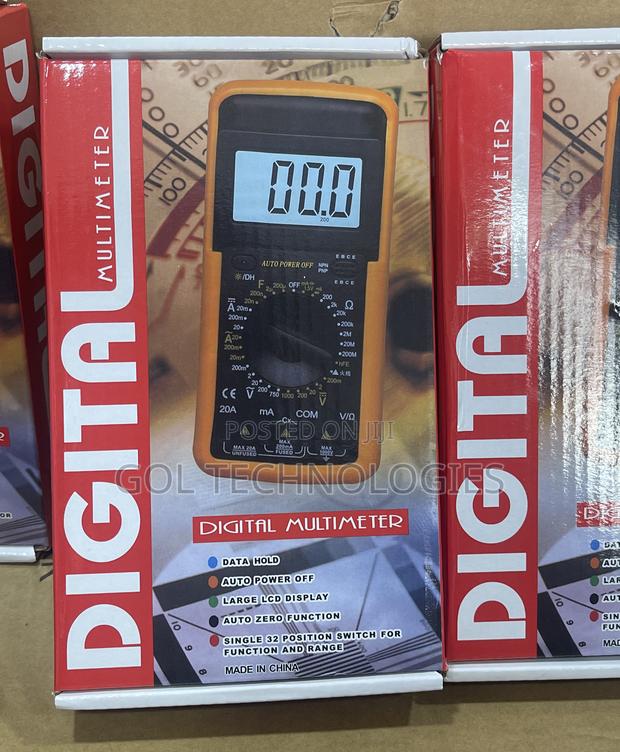Digital Multimeter Dt9205a Voltage Meter With Battery · Photo 3