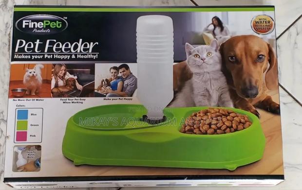Pet Feeder · Photo 2