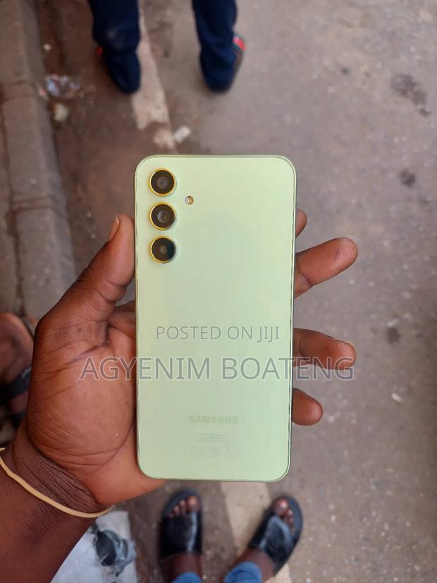 Samsung Galaxy A54 5G 256 GB Rose Gold · Photo 2
