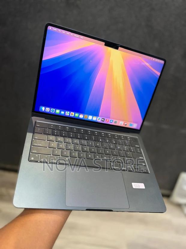 Laptop Apple MacBook Air 2022 M2 8GB Apple M2 SSD 256GB photo 3