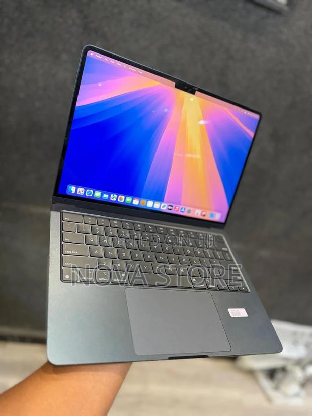 Laptop Apple MacBook Air 2022 M2 8GB Apple M2 SSD 256GB photo 4