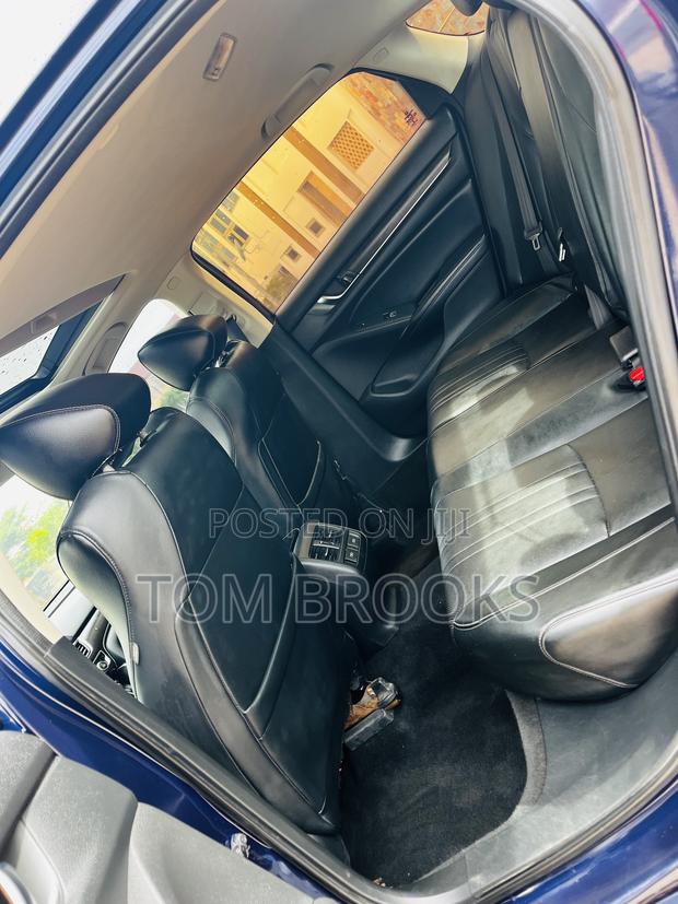 Honda Accord Touring 2018 Blue