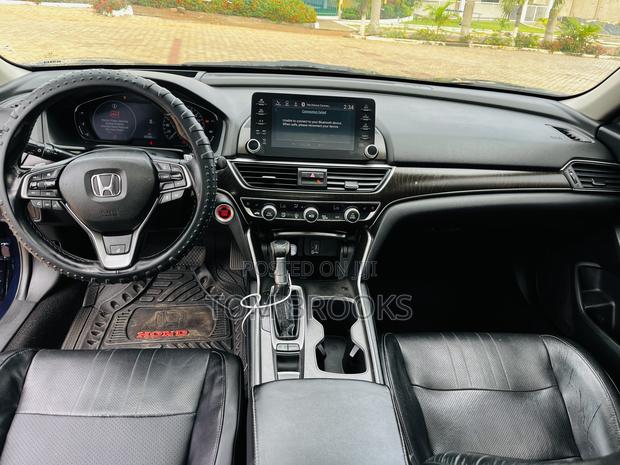Honda Accord Touring 2018 Blue