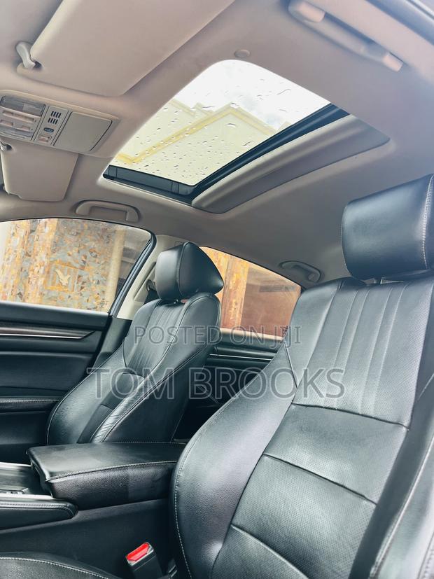 Honda Accord Touring 2018 Blue